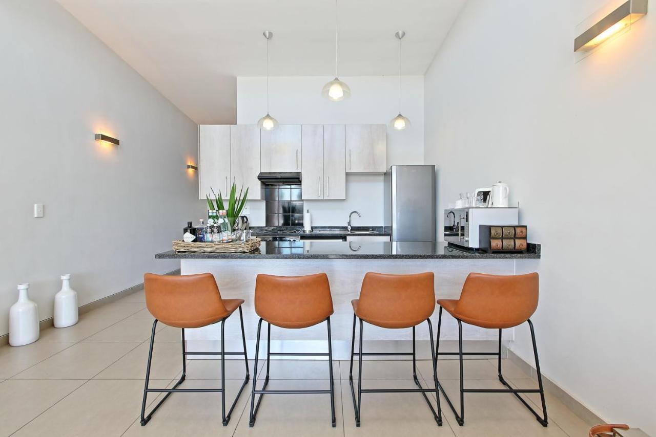 The Space Johannesburg Luaran gambar